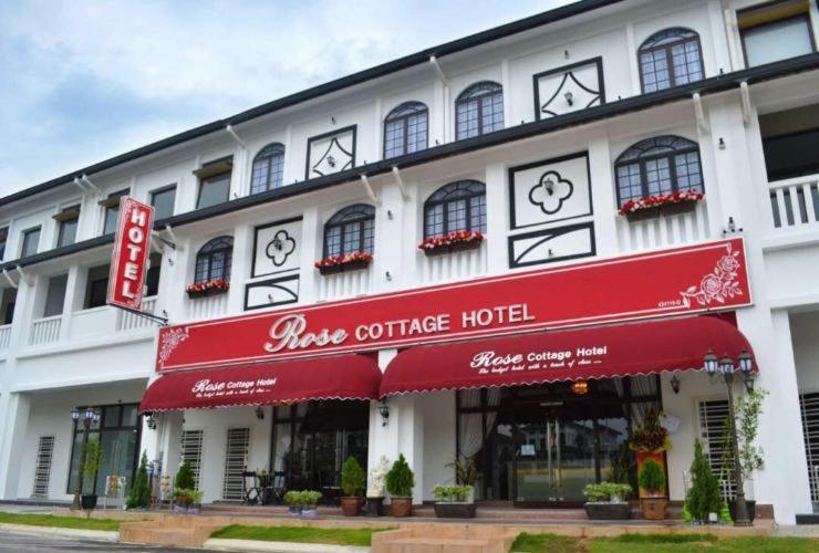 Rose Cottage Hotel Eco Botanic Nusajaya  Luaran gambar